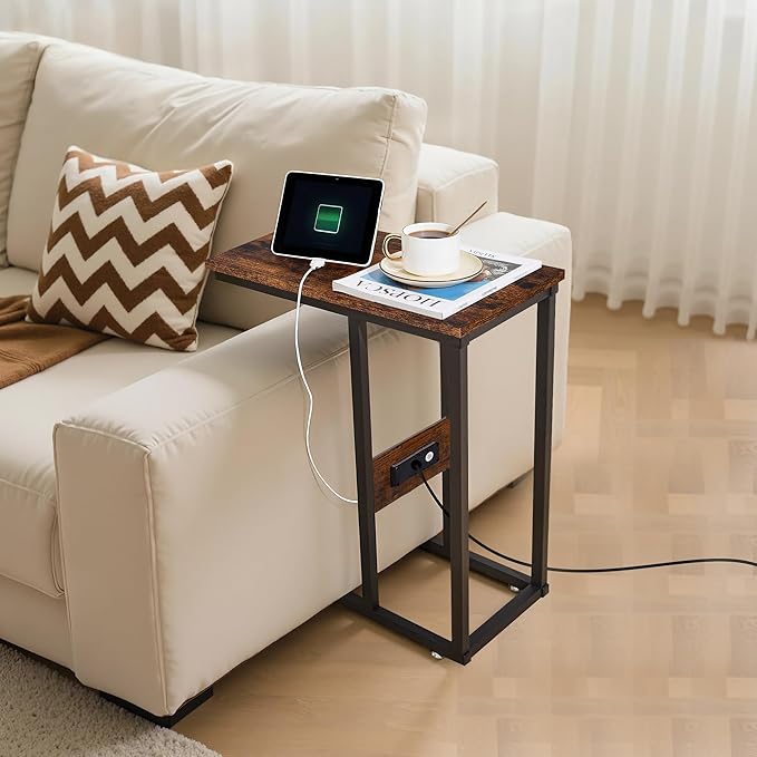 VECELO C Shaped End Side Table with Charging Station & Power Outlets for Couch Sofa/Bed, Snack TV Tray with Metal Frame for Living Room Bedroom 1 PCS, Brown