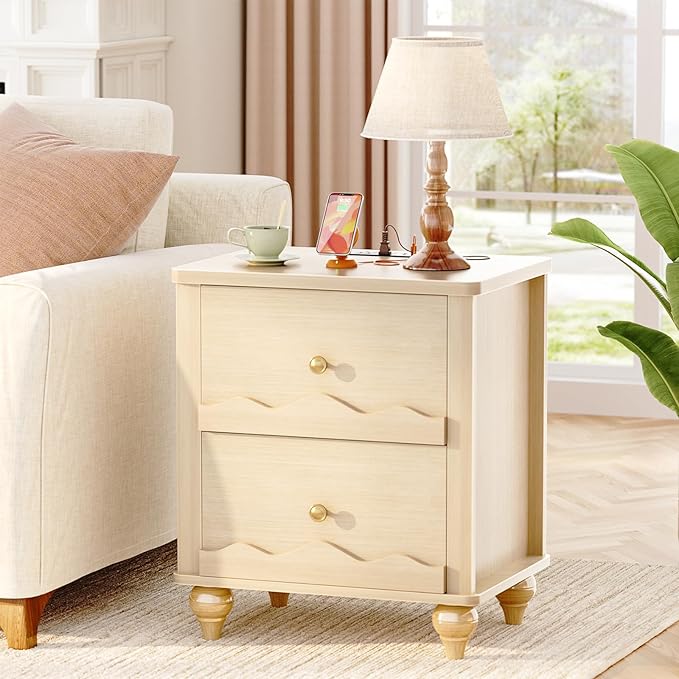 Cyclysio Nightstand Set of 2 with Charging Station, Side End Table with 2 Drawers, Modern Wood Night Stand Set 2 with Scalloped Pattern for Bedroom, Bedside Night Tables with Solid Wood Gourd Legs