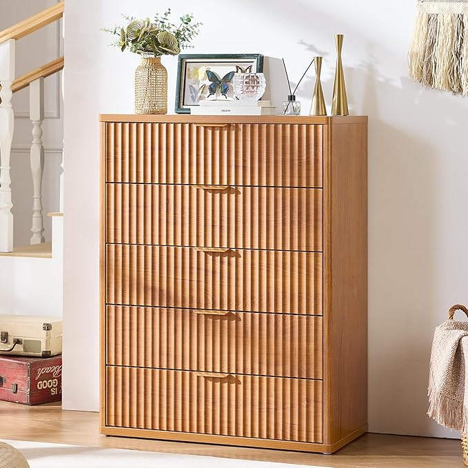 LEYAOYAO Fluted 5 Drawers Dresser for Bedroom, 41" Tall Modern Chest of Drawers with Metal Handle, Curved Profile Design,Brown Wood Drawer Organizer for Bedroom, Living Room, Hallway, Entryway