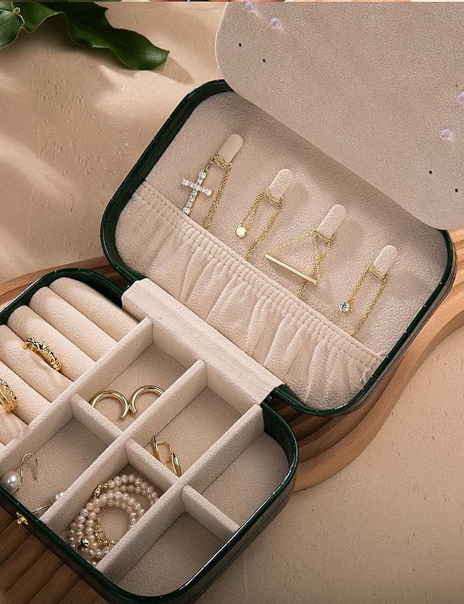 S.Leaf Travel Jewelry Organizer Boxes for Women Small Portable Necklace Earrings Bracelet Rings Travel Case Best Friend Birthday Gifts for Women Trendy (13_Crocodile_Emerald_Big)